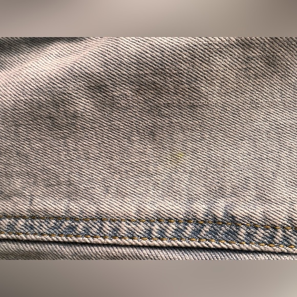 Universal thread size 30r light wash jeans good condition - Picture 3 of 7